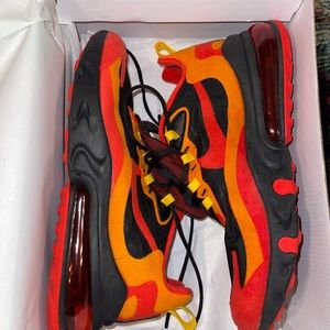 Air Max 270 React 'Lava' Men 8.5…